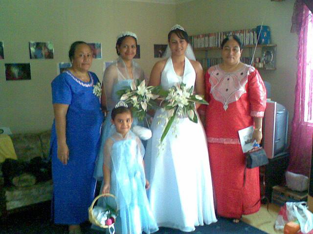 Melanie's Mum, Bridesmaid, Melanie, Aunty Mere & Flower Girl.JPG