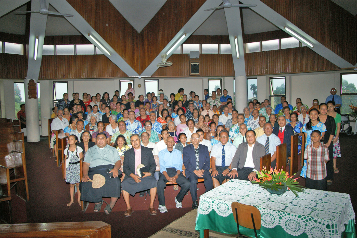 34 Oinafa Congregation.JPG